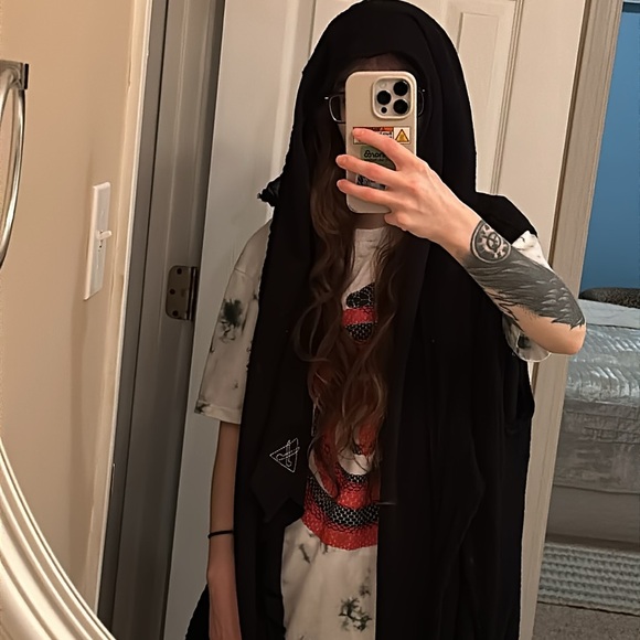 Black Festival Cloak Unisex Size Small - Picture 5 of 6
